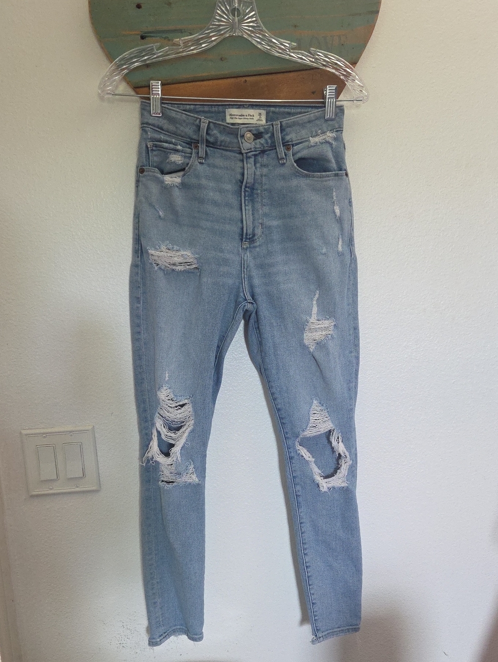 Abercrombie High Rise Super Skinny Ankle jean